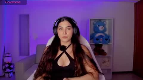 Snapshot of _wtdreamgirl chatting on 08-01-26, 10:36 Luisa online show from 08-01-26, 10:36