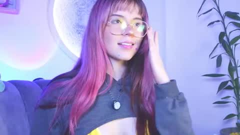 Snapshot of _yourcherrybomb chatting on 05-19-26, 03:35 _yourcherrybomb online show from 05-19-26, 03:35
