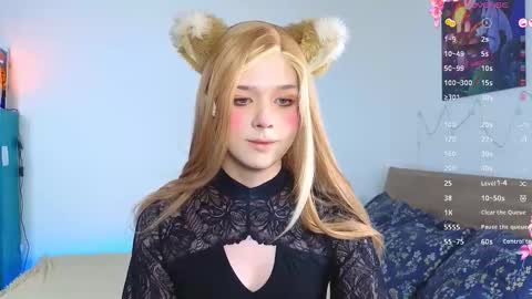 LITTLE FOX online show from 09-19-25, 01:12