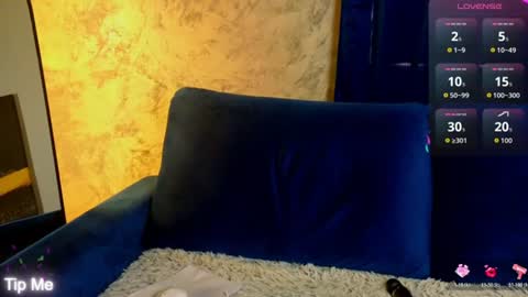 Snapshot of _yoursubmissive_ chatting on 07-07-26, 06:47 Sasha online show from 07-07-26, 06:47