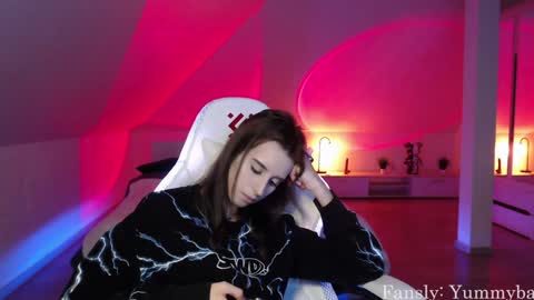 Nicole  Thomas  Dave online show from 12-10-24, 03:22