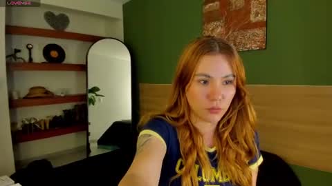 Zoe  online show from 07-12-26, 03:14