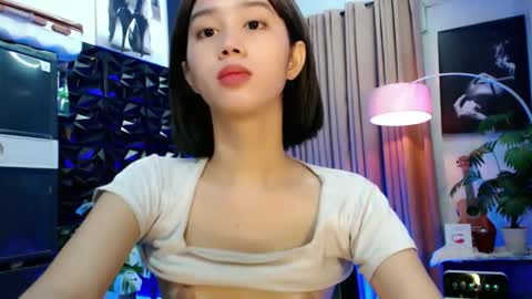 Snapshot of a_r_i_a_n_n_a chatting on 04-22-26, 05:32 Lovely Yana online show from 04-22-26, 05:32