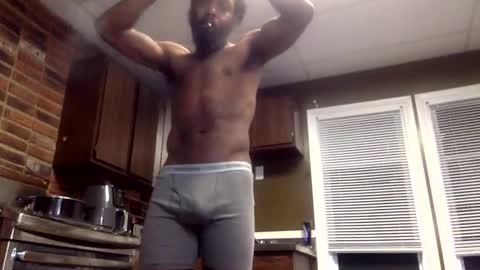 Snapshot of a_rizzy85 chatting on 05-19-26, 02:29 a_rizzy85 online show from 05-19-26, 02:29