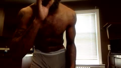 Snapshot of a_rizzy85 chatting on 05-19-26, 03:51 a_rizzy85 online show from 05-19-26, 03:51