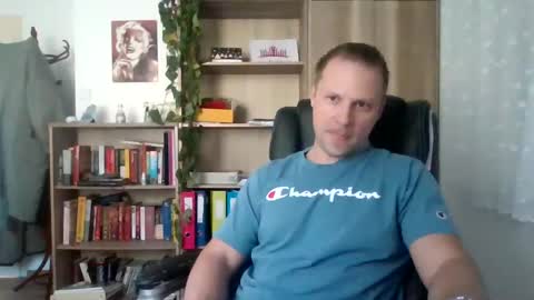 Snapshot of aaaandzzz chatting on 03-02-25, 09:31 Long distance cumshot online show from 03-02-25, 09:31