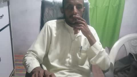 Snapshot of aakhan804 chatting on 02-20-25, 12:36 aakhan804 online show from 02-20-25, 12:36