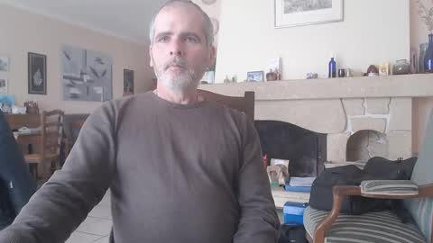 Snapshot of aalex1717 chatting on 12-31-24, 11:31 Aalex1717 online show from 12-31-24, 11:31