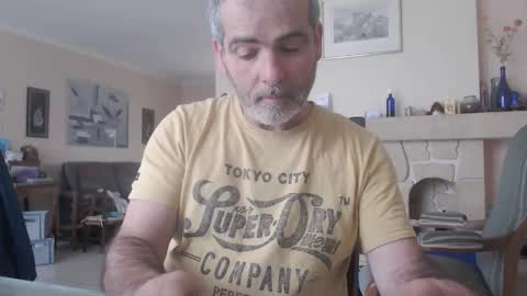 Snapshot of aalex1717 chatting on 01-04-25, 11:33 Aalex1717 online show from 01-04-25, 11:33