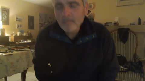 Snapshot of aalex1717 chatting on 01-18-25, 07:07 Aalex1717 online show from 01-18-25, 07:07