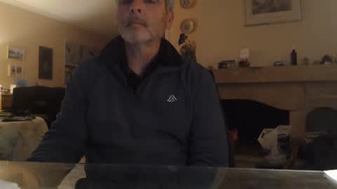 Snapshot of aalex1717 chatting on 01-22-25, 07:03 Aalex1717 online show from 01-22-25, 07:03