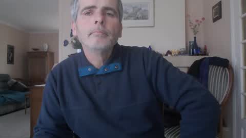 Snapshot of aalex1717 chatting on 01-28-25, 10:34 Aalex1717 online show from 01-28-25, 10:34