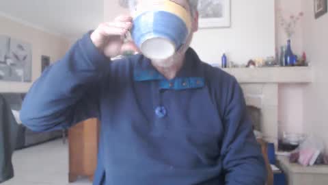 Snapshot of aalex1717 chatting on 01-29-25, 10:48 Aalex1717 online show from 01-29-25, 10:48