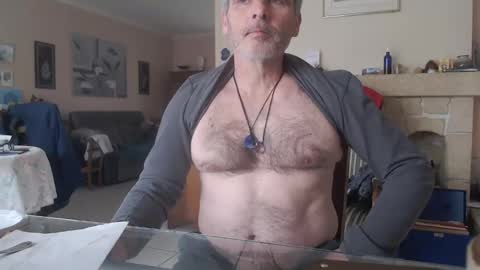 Snapshot of aalex1717 chatting on 01-31-25, 01:23 Aalex1717 online show from 01-31-25, 01:23