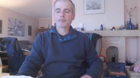 Snapshot of aalex1717 chatting on 02-02-25, 07:20 Aalex1717 online show from 02-02-25, 07:20