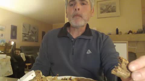 Snapshot of aalex1717 chatting on 02-15-25, 06:55 Aalex1717 online show from 02-15-25, 06:55