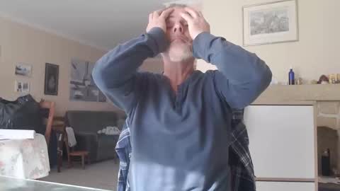 Snapshot of aalex1717 chatting on 02-16-25, 01:05 Aalex1717 online show from 02-16-25, 01:05