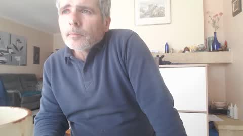 Snapshot of aalex1717 chatting on 03-01-25, 11:39 Aalex1717 online show from 03-01-25, 11:39