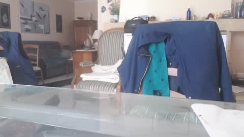 Snapshot of aalex1717 chatting on 03-04-25, 12:12 Aalex1717 online show from 03-04-25, 12:12