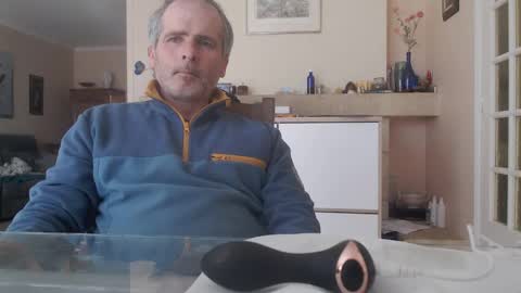 Snapshot of aalex1717 chatting on 03-05-25, 10:55 Aalex1717 online show from 03-05-25, 10:55