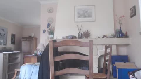 Snapshot of aalex1717 chatting on 09-21-25, 07:43 Aalex1717 online show from 09-21-25, 07:43