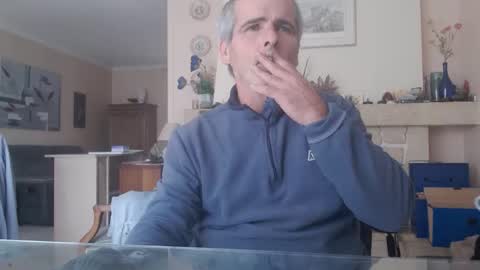 Snapshot of aalex1717 chatting on 09-28-25, 10:42 Aalex1717 online show from 09-28-25, 10:42