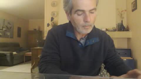 Snapshot of aalex1717 chatting on 10-24-25, 05:15 Aalex1717 online show from 10-24-25, 05:15