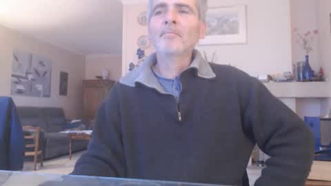 Snapshot of aalex1717 chatting on 11-20-25, 07:08 Aalex1717 online show from 11-20-25, 07:08