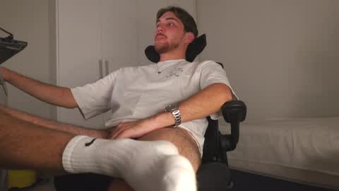 Alex online show from 04-02-26, 01:25