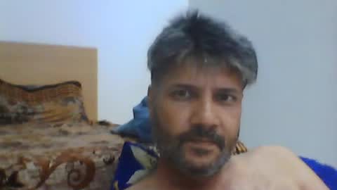 Snapshot of aali9031 chatting on 07-05-26, 04:52 aali9031 online show from 07-05-26, 04:52