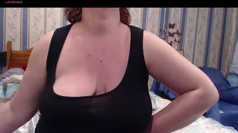 Snapshot of aamarillis chatting on 07-05-26, 07:10 NINA online show from 07-05-26, 07:10