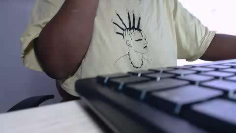 Snapshot of aantonia_brown27 chatting on 02-19-26, 02:46 Antonia Brown online show from 02-19-26, 02:46