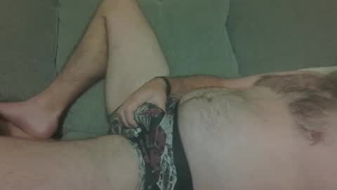 Snapshot of aaron082 chatting on 10-10-25, 11:09 aaron082 online show from 10-10-25, 11:09