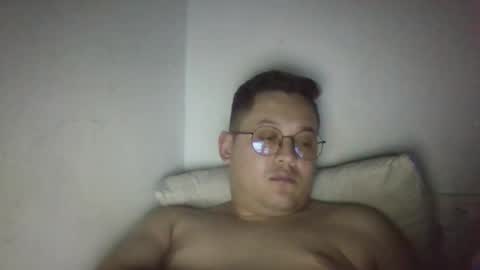 Snapshot of aaron1026a chatting on 12-10-24, 03:52 Liamaten online show from 12-10-24, 03:52