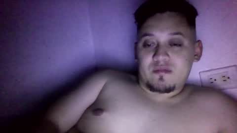 Snapshot of aaron1026a chatting on 01-18-25, 11:33 Liamaten online show from 01-18-25, 11:33