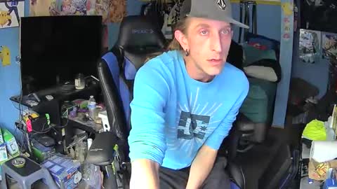 Snapshot of aaron111dub chatting on 05-06-26, 03:06 NorCalLongSlong online show from 05-06-26, 03:06