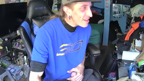 Snapshot of aaron111dub chatting on 05-09-26, 03:06 NorCalLongSlong online show from 05-09-26, 03:06