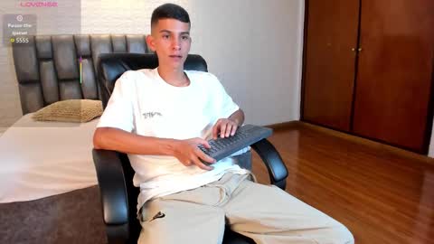 Aaron online show from 03-20-26, 08:14