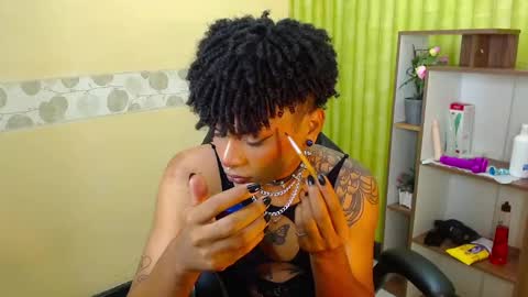 Snapshot of aaronbakers chatting on 01-18-25, 06:45 im NiallDun online show from 01-18-25, 06:45