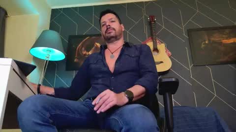 Aaron online show from 03-22-26, 09:18