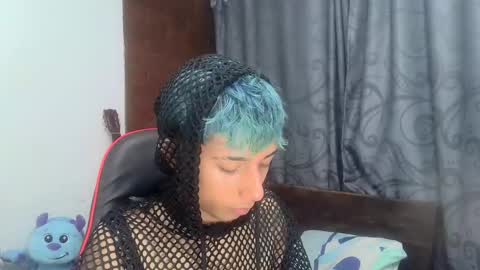 Snapshot of aaronevilxx chatting on 09-18-25, 05:09 aaronevilxx online show from 09-18-25, 05:09