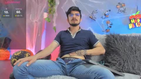 aaronfuentes7 online show from 10-17-25, 07:16