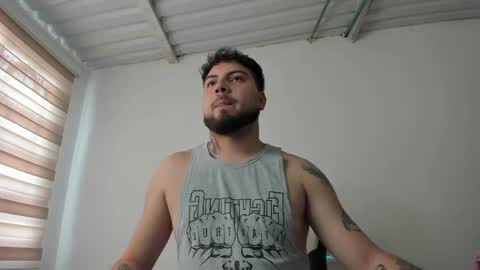Snapshot of aaronhardi chatting on 05-14-26, 07:31 Aaron online show from 05-14-26, 07:31