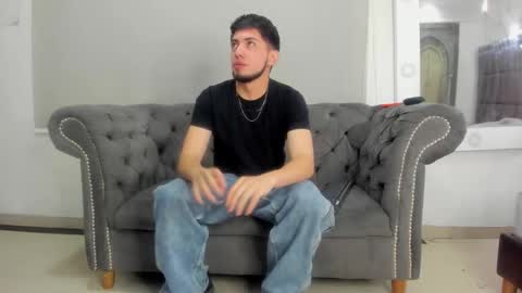 Snapshot of aaronpiers chatting on 11-06-25, 03:46 aaronpiers online show from 11-06-25, 03:46