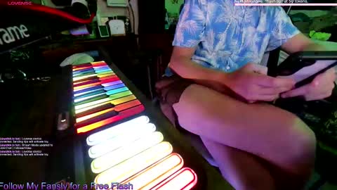 Aaron Skeetman online show from 10-22-25, 11:15