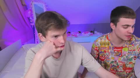 Snapshot of aataraxx chatting on 02-07-25, 03:30 Fiona and Harry online show from 02-07-25, 03:30