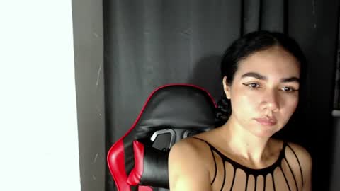 Snapshot of abbi_mooncb chatting on 06-15-26, 01:35 Abbi mooncb online show from 06-15-26, 01:35