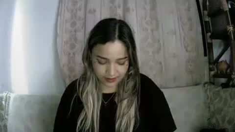 Snapshot of abbie_23 chatting on 04-21-26, 06:41 Abbie cute online show from 04-21-26, 06:41