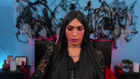 Abbigail Fuster  online show from 12-11-24, 10:47