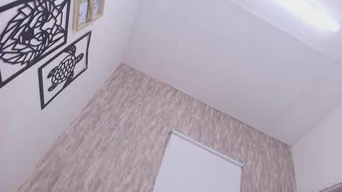 Abby online show from 10-04-25, 07:12